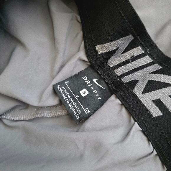 Nike Dri-FIT Totality 9" Unlined Gray Shorts Men Sz Small - Picture 9 of 13